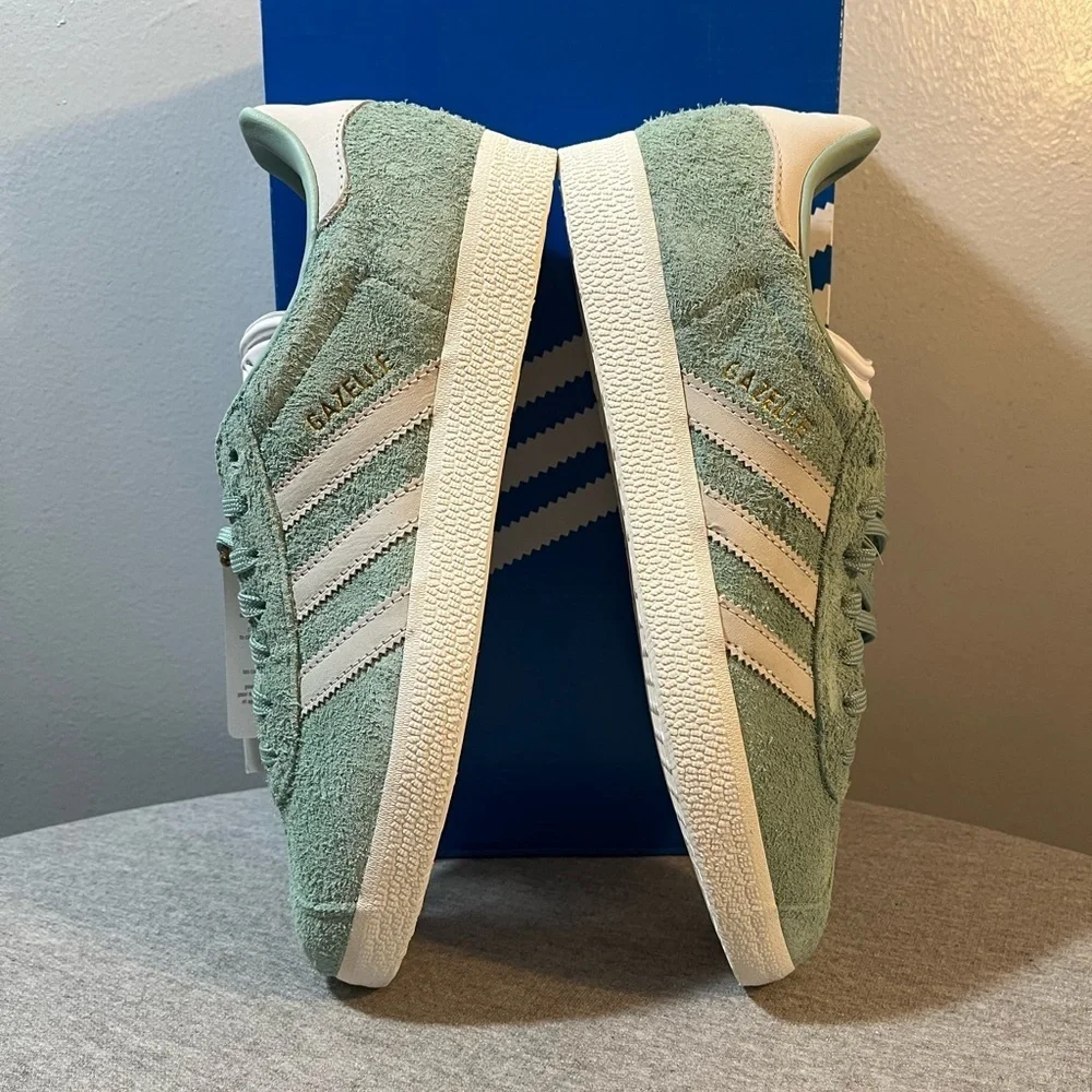 Adidas Classic Gazelle Suede Sneaker Hazy Green Women's Shoe Size 7 IG4393 - Picture 7 of 12